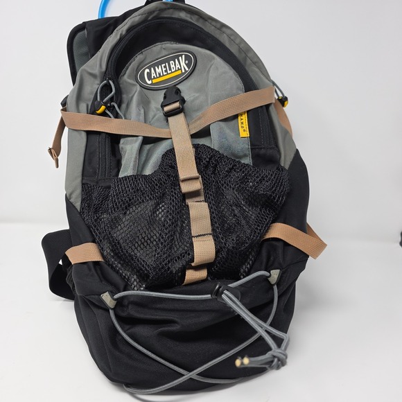 Camelbak Other - CamelBak H.A.W.G. Hydration Daypack w/ Bladder Gray/Black Waist & Chest Straps